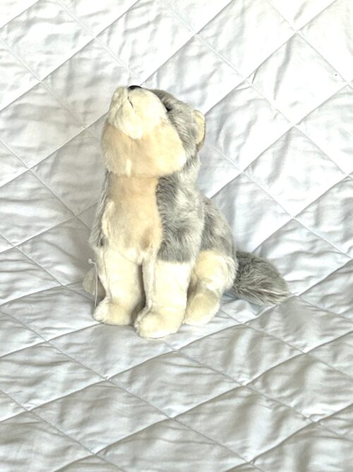 Howling Wolf Toy