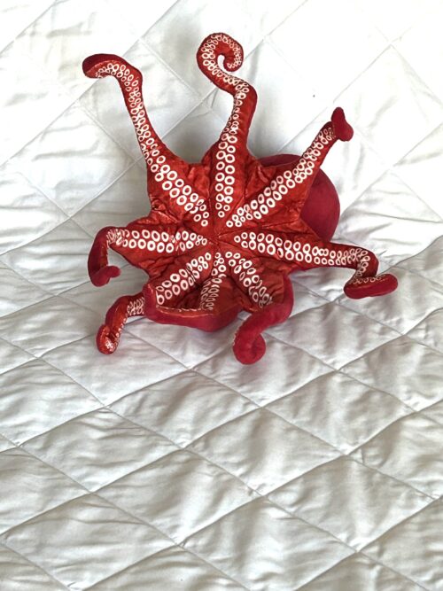 Red Octopus Toy - Image 3